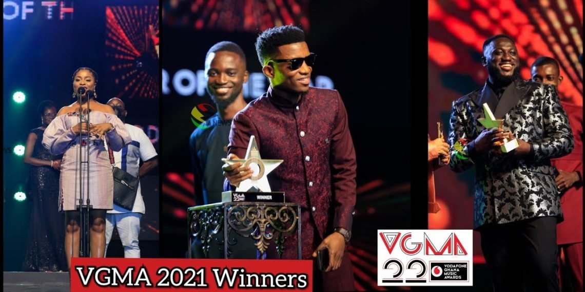 The 2021 edition of the Vodafone Ghana Music Awards is underway. The two-day event has already kicked off with electric performances from Yaa Yaa, Okyeame Kwame, Cina Soul, Kofi Kinaata among others.