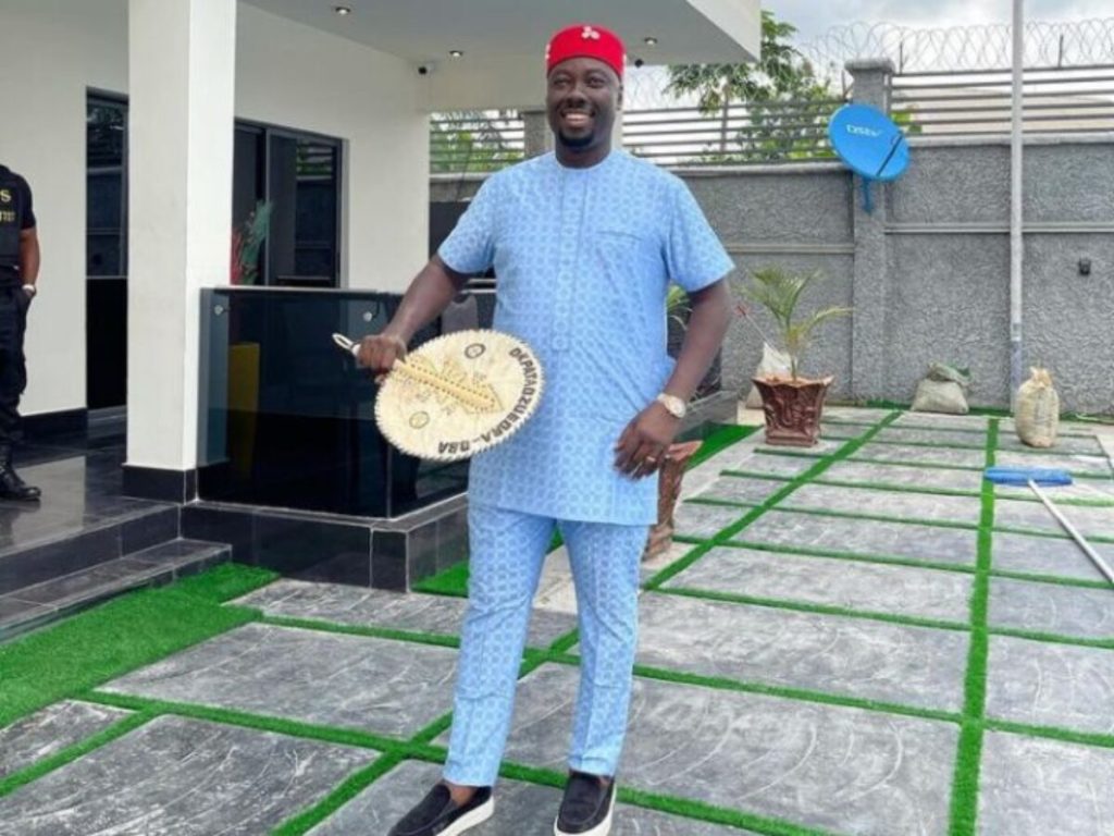Popular socialite and businessman, Obinna Iyiegbu, also known as Obi Cubana, has been picked up for interrogation by officials of the Economic and Financial Crimes Commission over alleged money laundering.