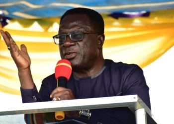 Prof. Christopher Ameyaw-Akumfi, a National Chairman hopeful of the New Patriotic Party (NPP), has advised both executives and grassroots members of the Party in Atebubu-Amantin Constituency, to be united in recapturing the lost Parliamentary seat in the area.