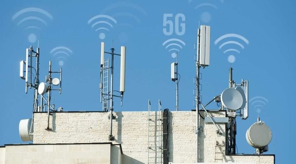 EU: Manufacturing Sector Accounts for 31% of 5G and Private Network Deployments 1 manufacturing