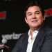 "DC Comics are bandwagoning, it’s not brave"- Dean Cain 12 Dean Cain has accused DC Comics of jumping on a bandwagon by revealing the latest incarnation of the character will be bisexual.