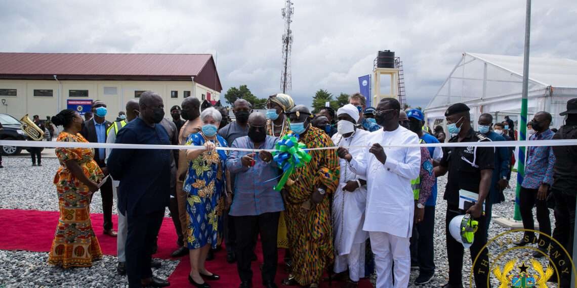 President Akufo-Addo commissioning the Pokuase Bulk Power Supply Point