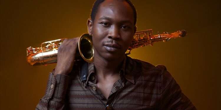 Seun Kuti Calls on Nigerians to Rise Against Cults in the Country 1 Iconic afrobeat singer, Seun Kuti, on the 61st independence anniversary of the nation, says he believes there is nothing much to be celebrated.