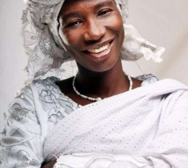 I Love English Songs, and Will Continue to Sing Them – Cecilia Marfo 1 Cecilia Marfo, as she has disclosed that she loves English songs and will not stop singing them despite her wrong mispronunciation of words.