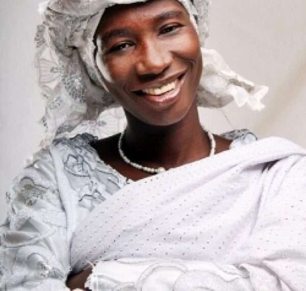 I Love English Songs, and Will Continue to Sing Them – Cecilia Marfo 1 Cecilia Marfo, as she has disclosed that she loves English songs and will not stop singing them despite her wrong mispronunciation of words.