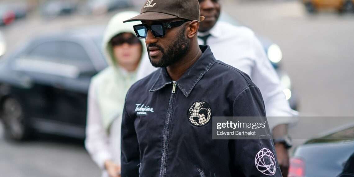 Virgil Abloh's last collection. Abloh's posthumous final menswear show was built around an elaborate