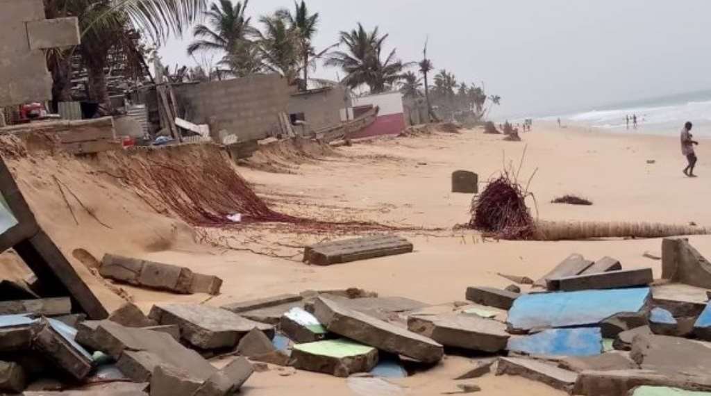 Anlo Traditional Council resolve to find lasting solutions to tidal wave devastation on Anlo Coast 1 The Anlo Traditional Council has disclosed that it is collaborating with appropriate authorities to find lasting solution to the perennial tidal waves attack that affects some coastal areas in the Volta Region.