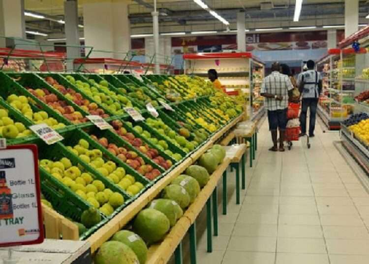 Angola: Consumer Spending Recovery to reach 3.1% in 2022 1 consumer spending
