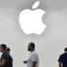 Apple Gives Engineers $180,000 Bonus to Prevent Them From Defecting to Meta and Other Tech Rivals.