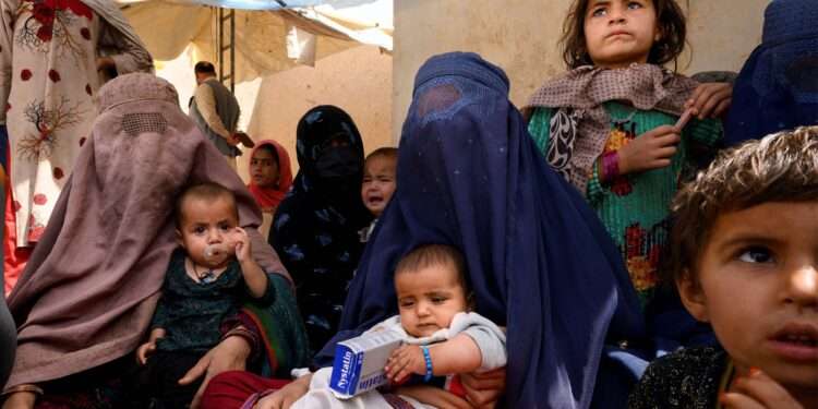 Afghanistan Mother Forced to Sell Child to Buy Food 1 sell one of her twins to enable her buy food for the remaining children. Afghanistan's food crisis has become so dire that an increasing number of families