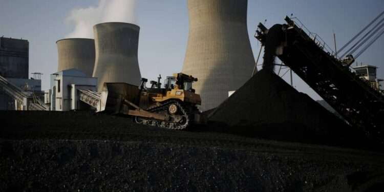 Indonesia: Gov’t in Talks With Industry on Coal Distribution Challenges 1 coal