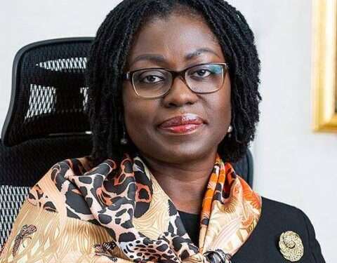 Women Entrepreneurs Must Be Bold To Step Up- Second Deputy Governor 1 Second Deputy Governor of the Bank of Ghana, Mrs Elsie Addo-Awadzie, has encouraged women in entrepreneurship to be bold in taking up credit facilities from banks to grow their businesses.