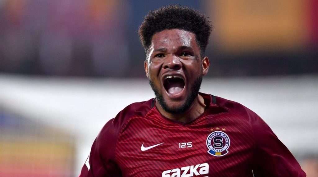 Ghana’s Benjamin Tetteh Suspended By CAF For Allegedly Assaulting a Gabonese Player 1 Ghana’s Benjamin Tetteh Suspended By CAF For Allegedly Assaulting a Gabonese Player.