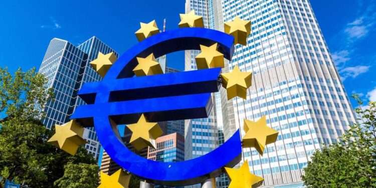 Net Lending Of Euro Area To the Rest of The World Rose By €13 billion In Q3 2021 1 Net Lending Of Euro Area To the Rest of The World Rose By €13 billion In Q3 2021