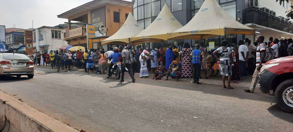 Long queues at SIM card registration centres main