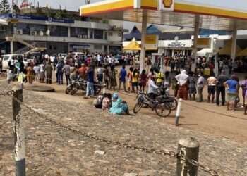 A number of prominent Ghanaian personalities have iterated their call on Ghanaians to boycott phone calls on Tuesday February 8 to register their concerns against the ongoing SIM card registration exercise.