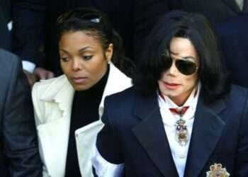 Janet Jackson Claims Michael called her a ‘pig, cow, hog’ in New Documentary 2 Janet Jackson Claims Michael called her a ‘pig, cow, hog’ in New Documentary