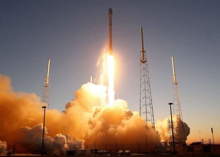 SpaceX Rocket on Course to hit the Moon by March 1 A SpaceX Falcon9 rocket blasts off the launch pad, Feb. 11, 2015, carrying the NOAA's Deep Space Climate Observatory spacecraft.