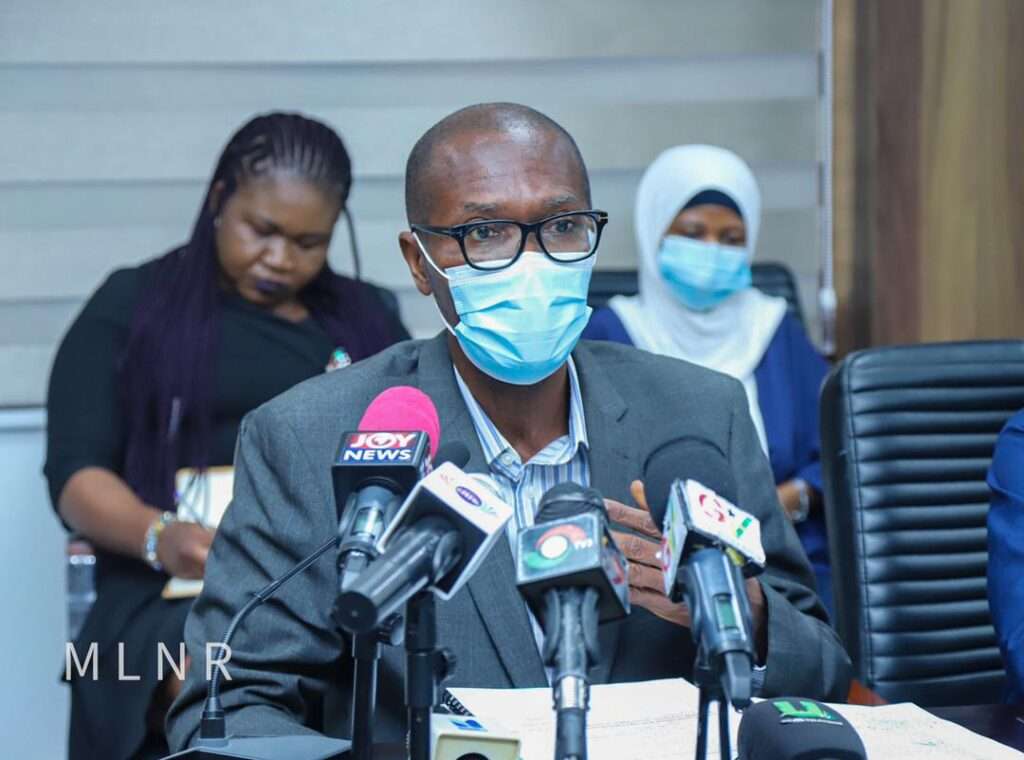 Benjamin Aryee Committee Present Report On Apiate Explosion To Lands Minister 2 Benjamin