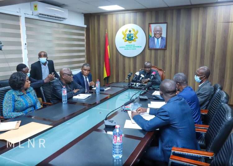The Benjamin Aryee committee has submitted its report to the Lands and Natural Resources Minister, Samuel Abu Jinapor, on the Appiate explosion.
