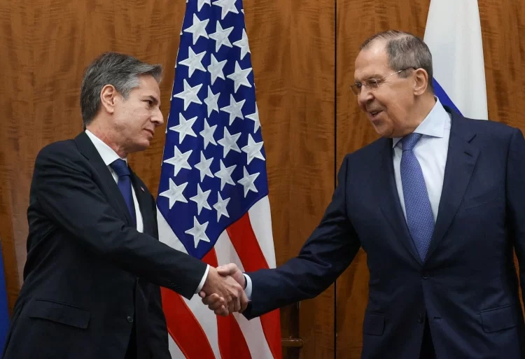 Blinken to Hold Talks With Lavrov on Ukraine Crisis 1 Ukraine