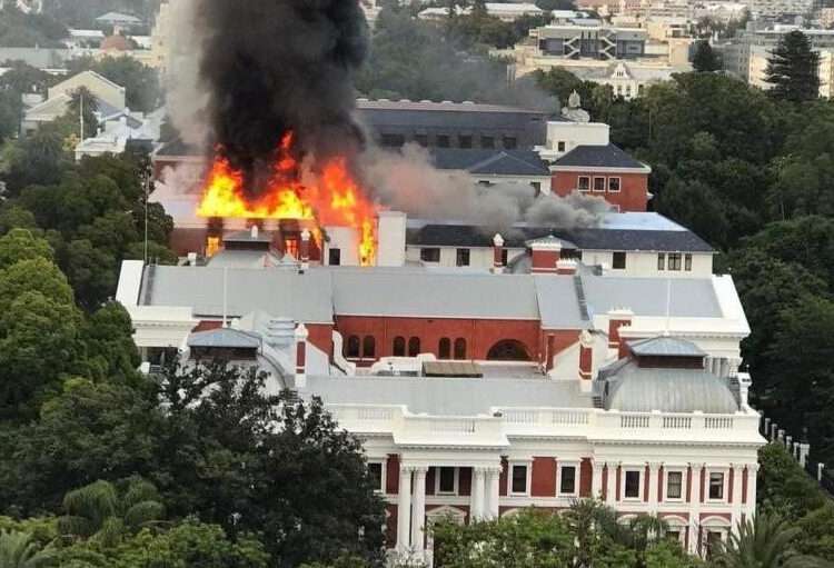 South Africa: Man Confesses Starting Fire In Parliament But Pleaded Not Guilty 1 South Africa: Man Confesses Starting Fire In Parliament But Pleads Not Guilty