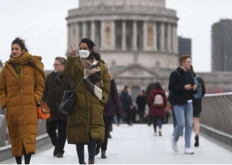Image of UK citizens