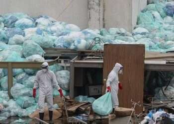 Tonnes Of COVID-19 Medical Waste Threatens Human And Environmental Health – WHO Report 2 Tonnes Of COVID-19 Health Care Waste Threatens Human And Environmental Health – WHO Report