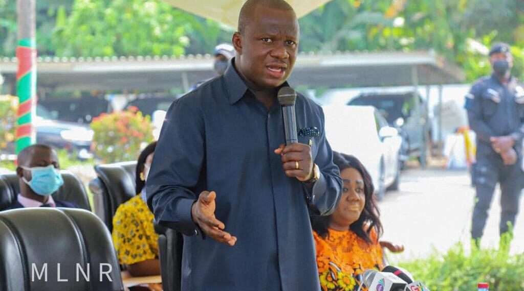 Minerals Commission Receive 20 Vehicles From Government
