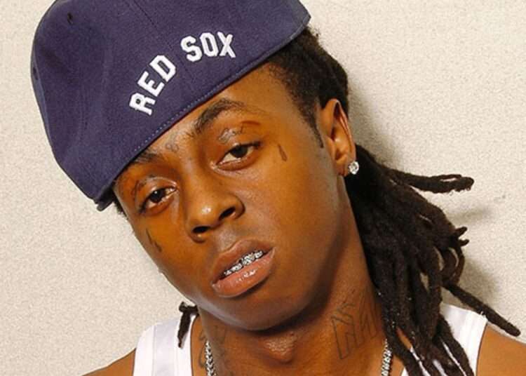 Lil Wayne to Perform in UK after 14 Years 1 Lil Wayne, is set to perform in the UK for the first time in 14 years. The 39-year-old musician who has sold more than 20 million albums