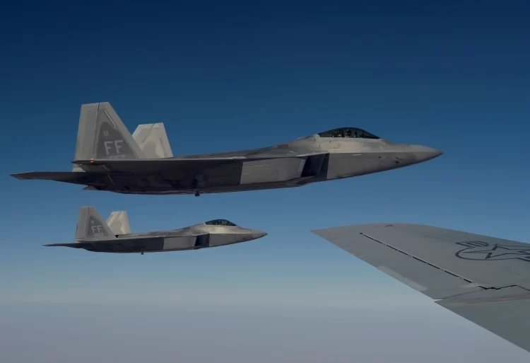 USA to Deploy Destroyer, Fighter Jets to UAE Amid Houthi Attacks 1 Houthis