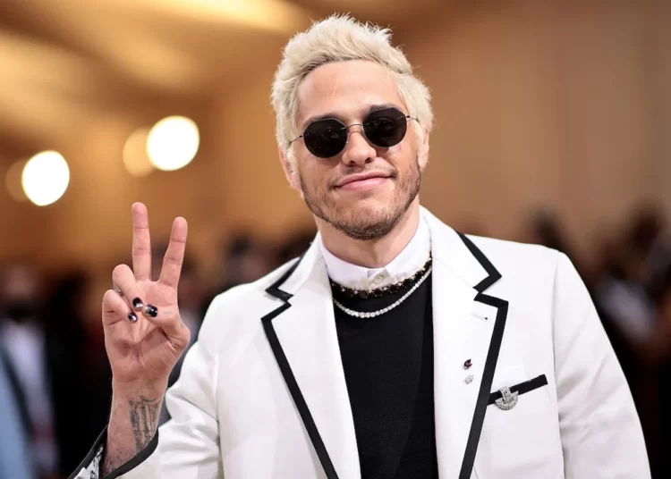 Pete Davidson Cancels his Flight into Outer Space 1 Pete Davidson, will be keeping his feet firmly on the ground after giving up his spot on Jeff Bezos' upcoming Blue Origin flight into outer space amid his ongoing and very public feud with rapper Kanye West.