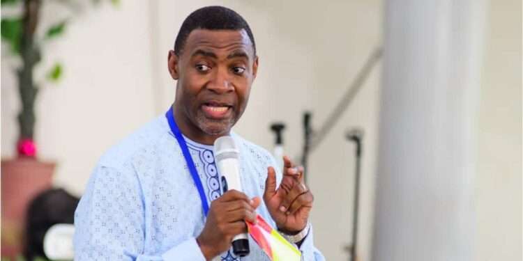 Our Leaders Must Go Back To The Drawing Board Again- Dr Tetteh 1 Economist and Founder of Worldwide Miracle Outreach, Reverend Dr. Lawrence Tetteh, has called on the leaders of parliament to go back to the drawing board again and resolve the issues surrounding the e-levy bill passage.