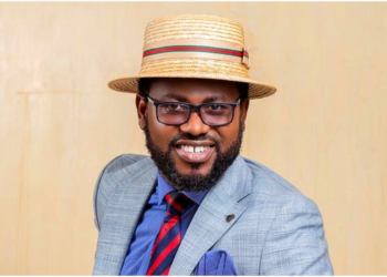 Abeiku Santana has criticized the organizers of the Vodafone Ghana Music Awards (VGMAs), for not selecting deserving artists for their award scheme but rather their "friends and acquaintances."