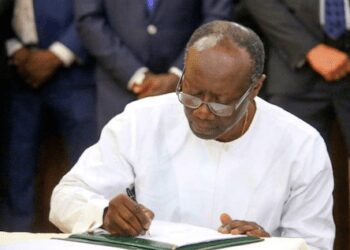 Gov’t Announces 50% Cut In Fuel Coupon Allocations For Political Appointees 1 Gov’t Announces 50% Cut In Fuel Coupon Allocations For Political Appointees