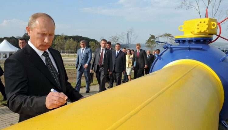 Russia Threatens to Stop Gas Supply if Payments are not in Roubles 1 President Vladimir Putin standing by one of Russia's gas pipeline