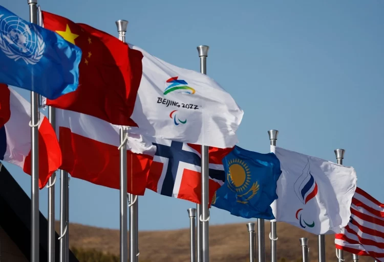 The IPC now joins sports such as football, track, basketball, hockey and others that have imposed blanket bans on Russians and Belarusians [Issei Kato/Reuters]