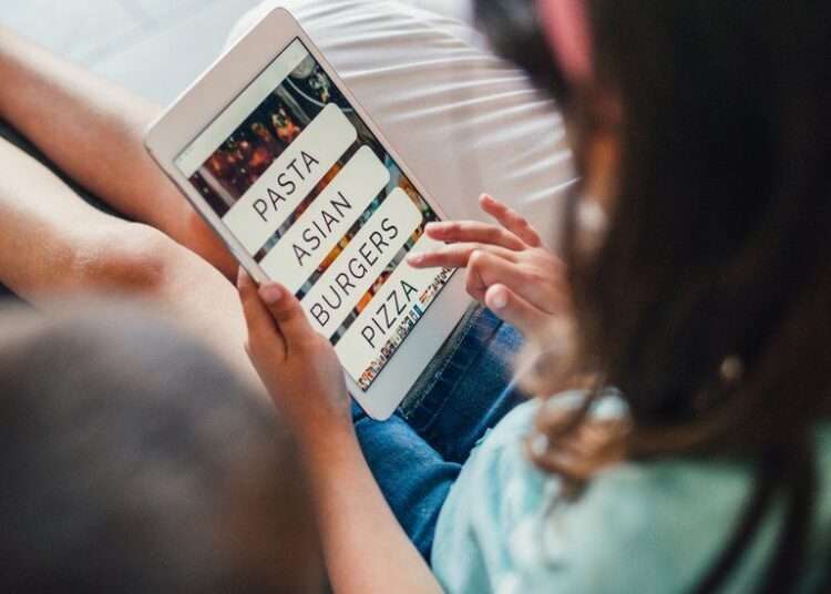WHO Report Suggests Food Apps & Online Gaming Driving Obesity 1 124399263 gettyimages 1266919017