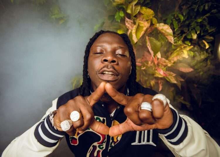 Stonebwoy, has signed a global deal with Universal Music Group (UMG) label divisions Def Jam Recordings, 0207 Def Jam, and Def Jam Africa.