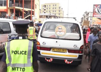 NRSA And DVLA To Collaborate On Re-educating Drivers Nationwide 7 Deputy Director of Planning and Programme at the National Road Safety Authority (NRSA), Daniel Wuaku, has revealed that his outfit and the Drivers Licensing Authority (DVLA) will collaborate to re-educate drivers on road safety.