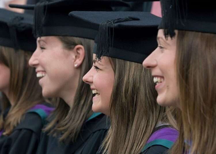 World's top Graduates get new UK Visa Option 1 University Graduates