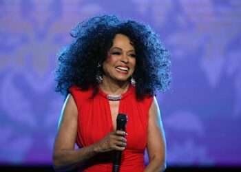 Diana Ross, Queen, and Others to Perform at Queen Elizabeth's Platinum Jubilee 1 Diana Ross, Queen and Adam Lambert, Duran Duran, and Sir Rod Stewart will perform at a star-studded concert to celebrate the Queen's Platinum Jubilee.