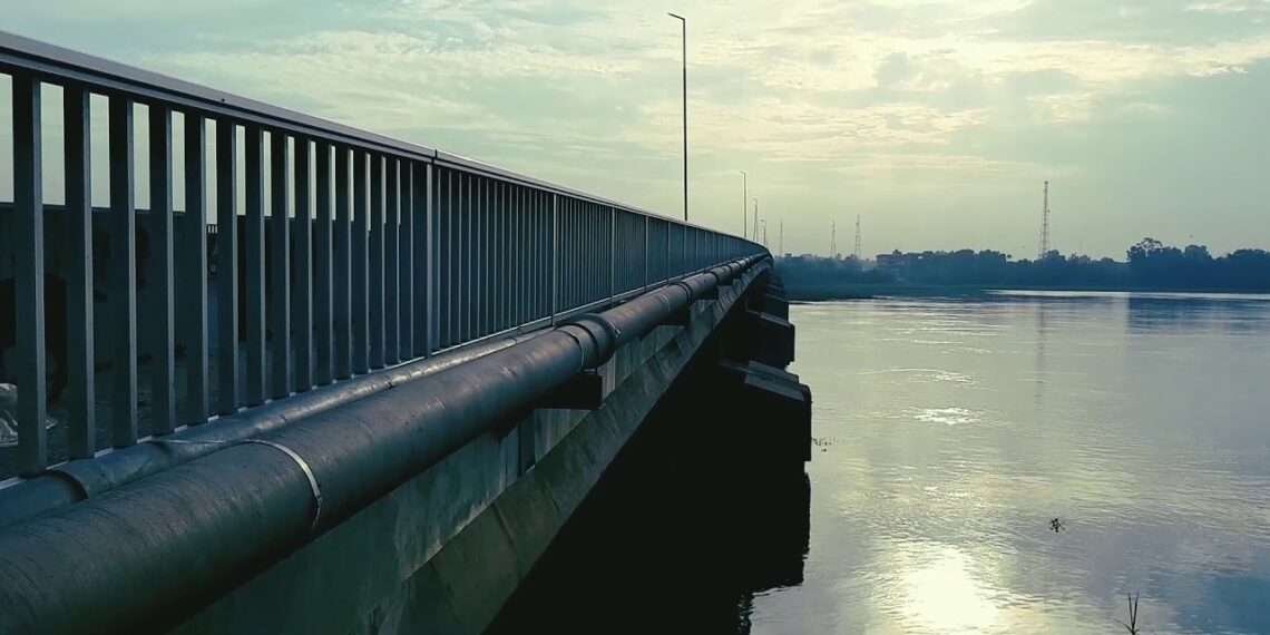 Public Relations Officer of the Ghana Highways Authority, Cecil Obodai Wentum, has expressed commitment of the Authority to resolve issues and concerns associated with the Sogakope bridge in the Volta Region.