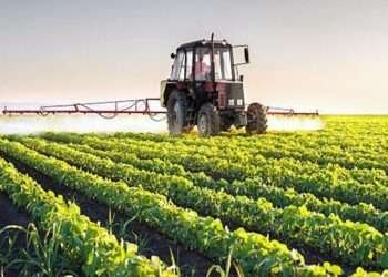 Farmers in Akatsi South Receive Agro-inputs from Agric Ministry 3 Agro-inputs