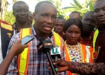 District Chief Executive for Ellembelle, Kwasi Bonzo, has called for the relocation of victims who were affected by floods in some communities in Takoradi.