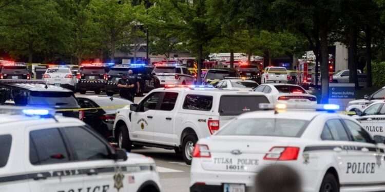 Oklahoma Hospital Shooting: Four Killed and Multiple Injured 1 Police say a gunman killed four people in Tulsa