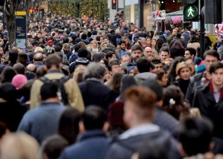 England and Wales Population Grows by 6% in a Decade 1 An overview of some UK citizens