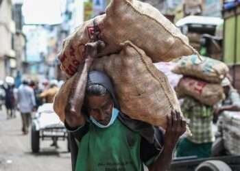 It comes as the price of food in Sri Lanka soars amid fears of shortages