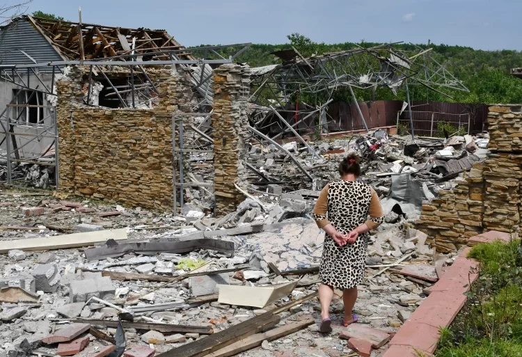 An overview of destructions