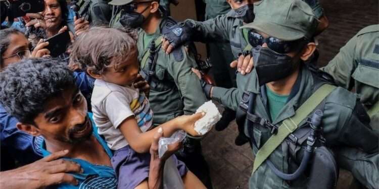 Sri Lanka Swears in Acting President After Mass Protests 1 125921729 mediaitem125921726